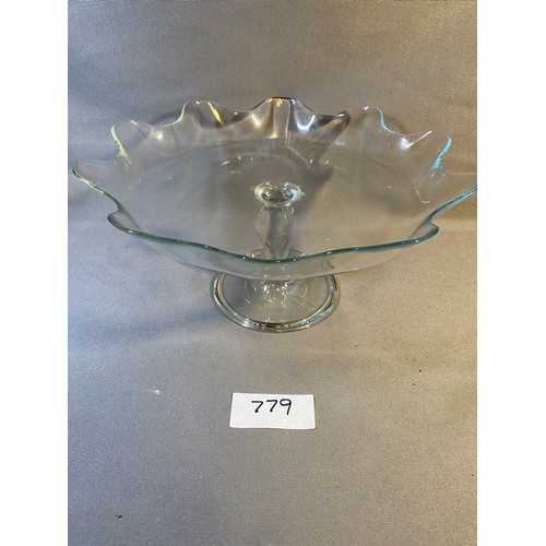 779 - Glass Cake Stand - Viewing Section: O35