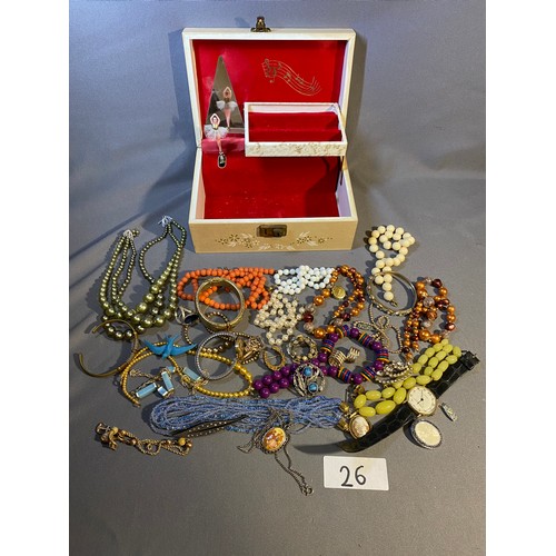 26 - Jewellery box and various jewellery - Viewing Section: O47