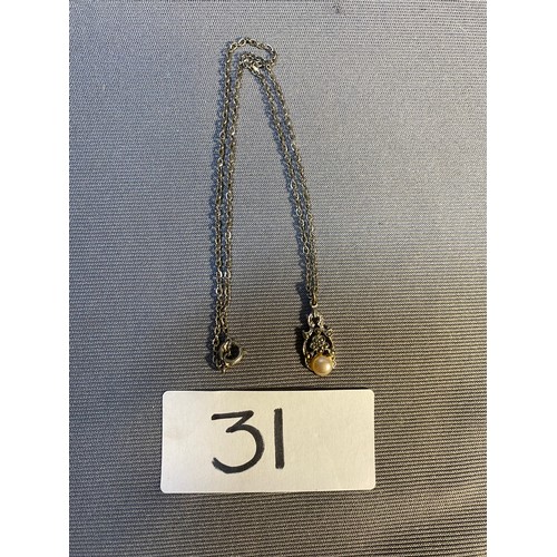 31 - Necklace - Viewing Section: O47