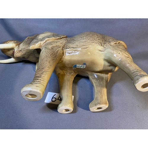 64 - Sylia English Porcelain Elephant ornament - Viewing Section: 048