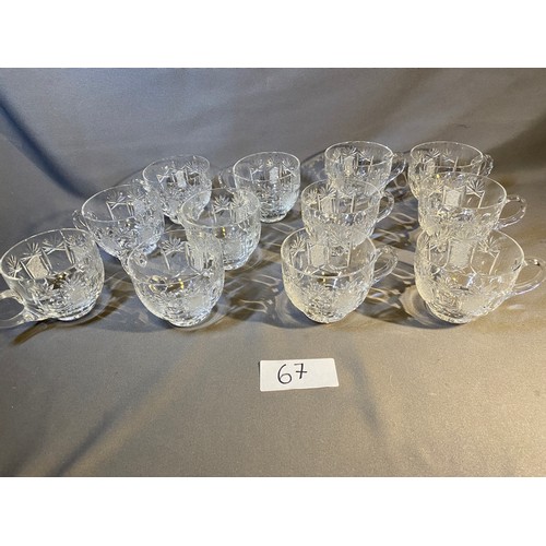 67 - Selection of cut glass tea cups - Viewing Section: O37