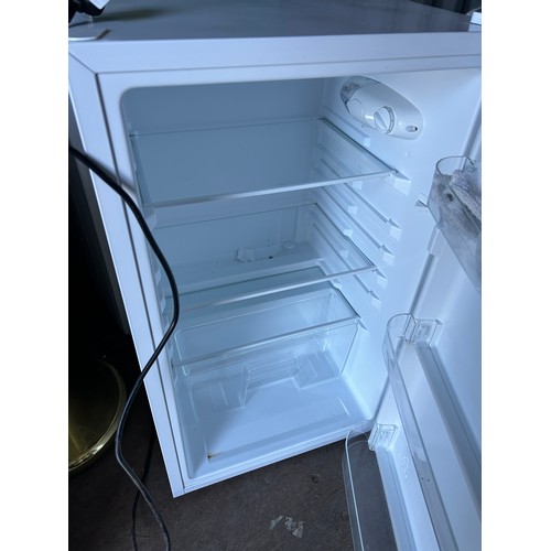 108 - Fridge  - Viewing Section: S16