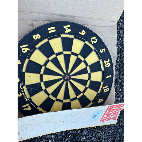 114 - Vintage Dart Board  - Viewing Section: O12