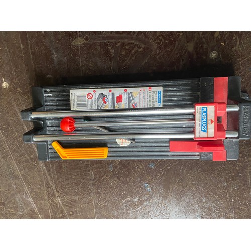 244 - 2 x Tile Cutters - Viewing Section: O27