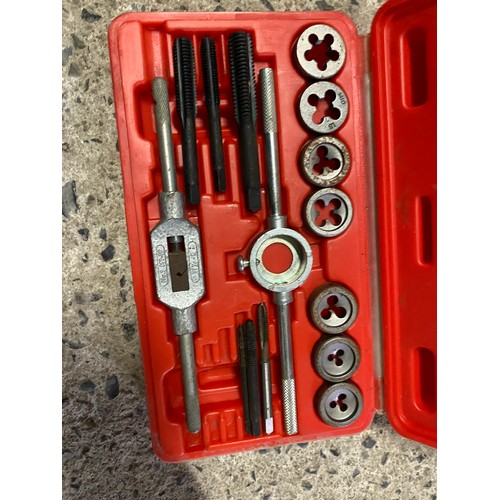 Tap & Die Set, Screwfix Viewing section O36