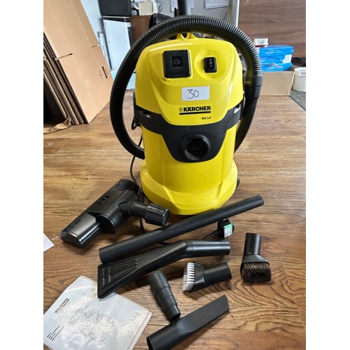 30 - Kärcher WD 3 Wet and Dry Vacuum Cleaner Yellow - Viewing Section: O46