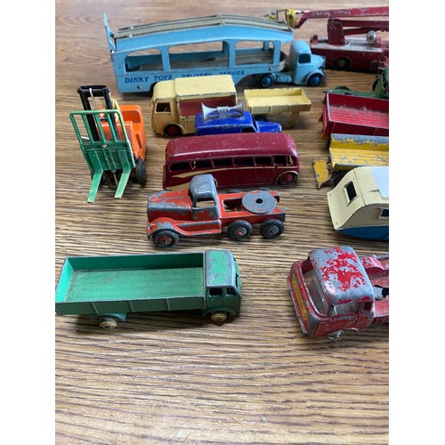 51 - Box of old commercial & agricultural model vehicles - Viewing Section: 020