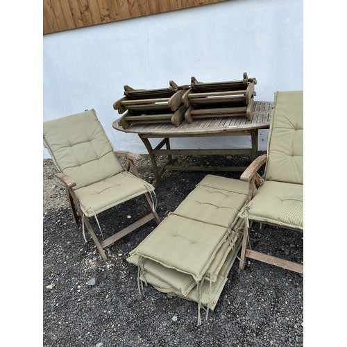 1041 - Garden Table & Chairs with cushions (2 mtrs x 110cm approx. when not extended) - Viewing Section: OS