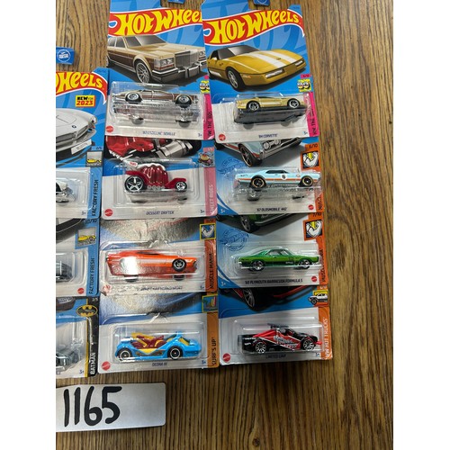 1165 - 15 x boxed Hot Wheels Cars - Viewing section: O12