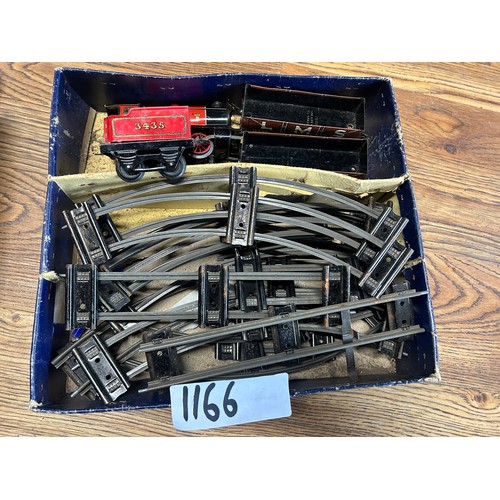 1166 - Vintage Hornby train set  (Working) - Viewing section: O15