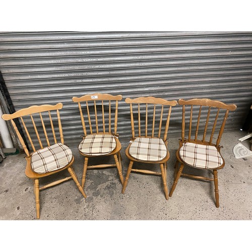 476 - 4 x Chairs with seat pads - Viewing section: S16