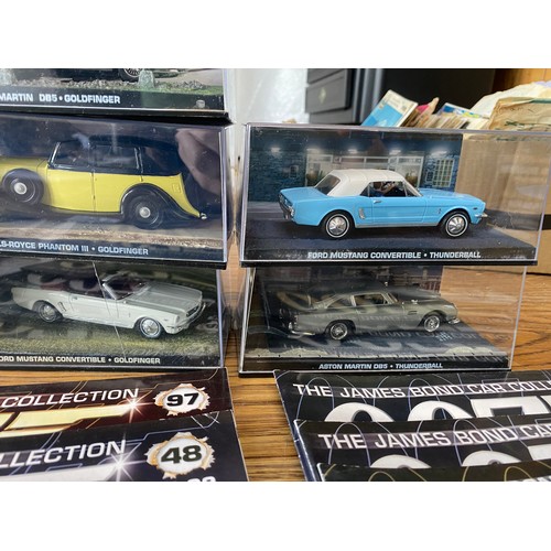 1169 - Selection of collectable James Bond Vehicles and books including: Dr No, From Russia With Love, Gold... 