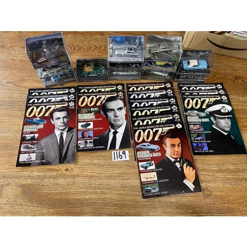 1169 - Selection of collectable James Bond Vehicles and books including: Dr No, From Russia With Love, Gold... 