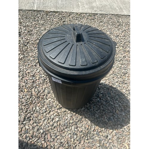 95 - Outside bin