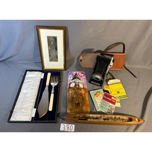 380 - Miscellaneous - selection of items to include a vintage camera, boxed TY Teddy & Antique weaving loo... 