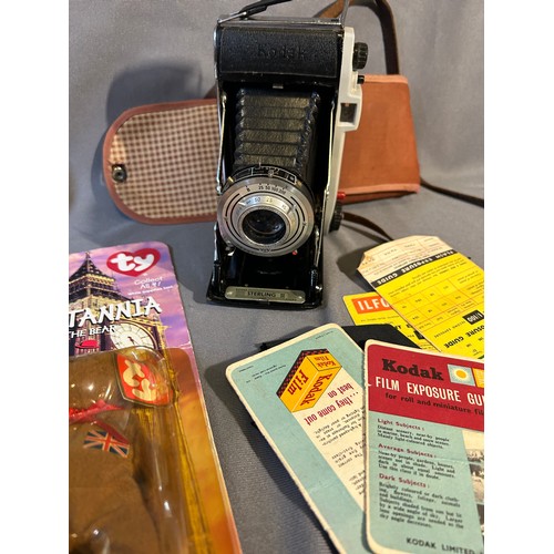 380 - Miscellaneous - selection of items to include a vintage camera, boxed TY Teddy & Antique weaving loo... 