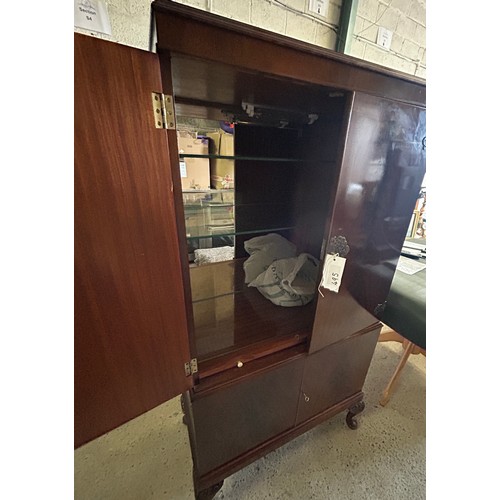 495 - Drinks cabinet