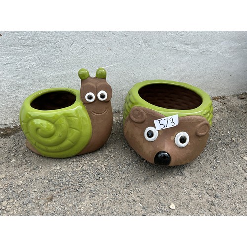 573 - Snail and hedgehog garden planters