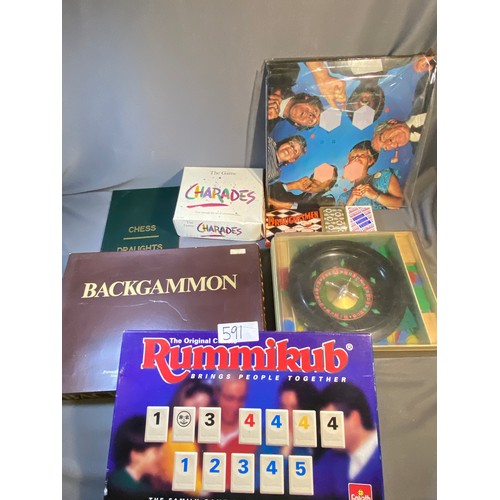 591 - Selection of games etc..