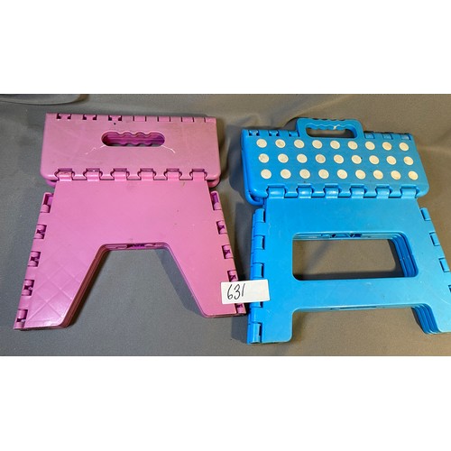 631 - 2 x Folding Step Stools