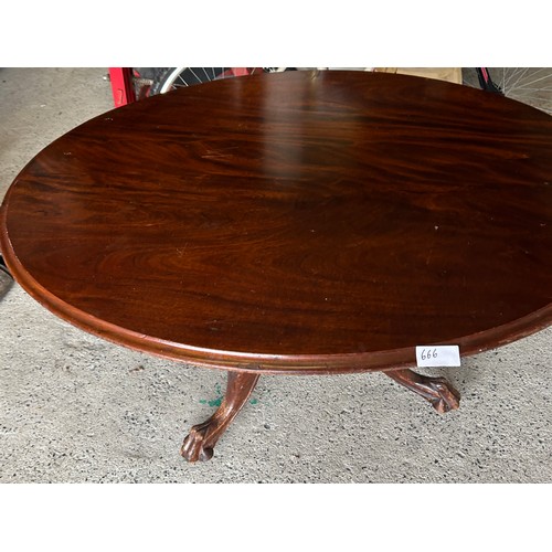 666 - Round pedestal Table - 130 x 109 x 76 cm approx