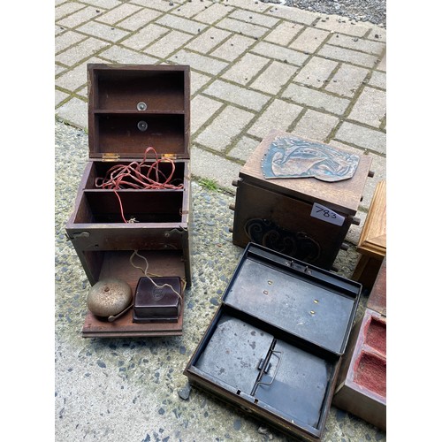 783 - Miscellaneous collection of 4 assorted wooden boxes and metal cash box