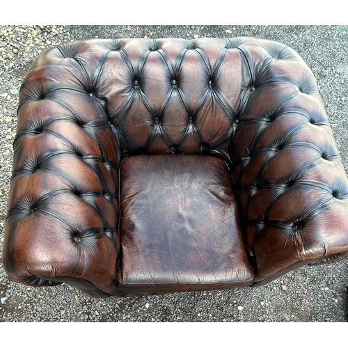 771 - Chesterfield style leather three seater sofa & two chairs