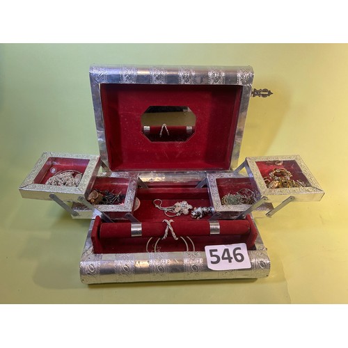 546 - Decorative jewellery box and contents