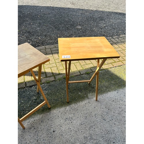 522 - 2 x folding tables