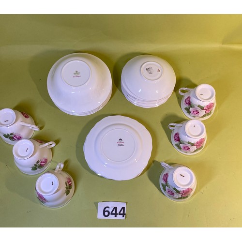 644 - Duchess - part tea set