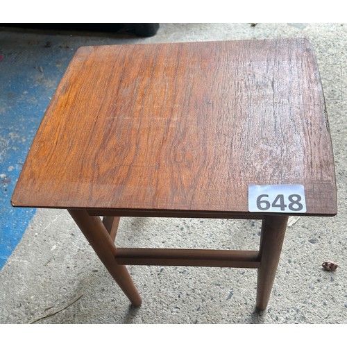 648 - Small occasional table - 41 x 42 x 34 cm approx.