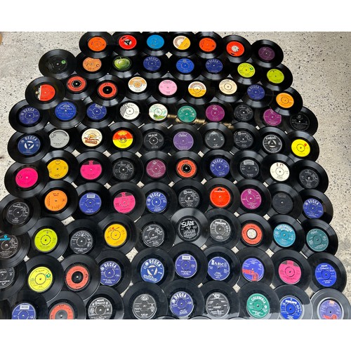 747 - Large collection of 45 records.