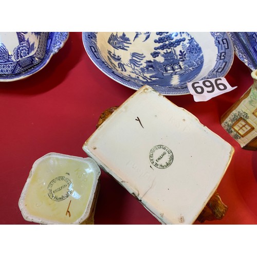 696 - Selection of various collectable china to include Wedgewood, Keele Cottage Ware, Sylvac Day & Royal ... 