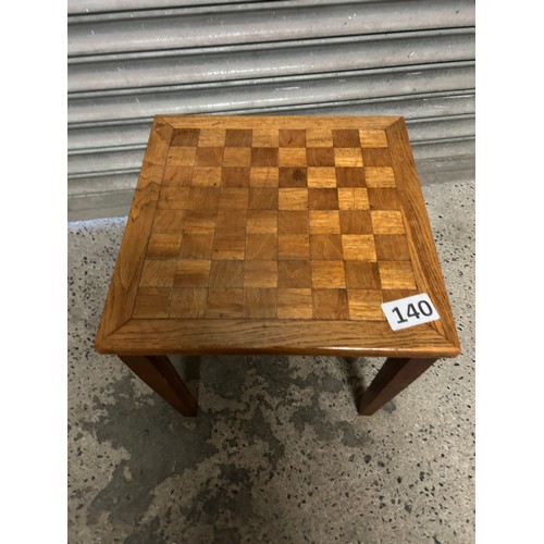 140 - Inlaid wood chess table - 43 x 43 x 43 cm approx.