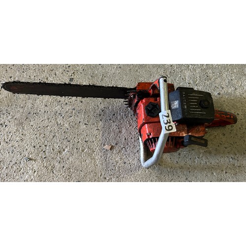 239 - Chainsaw - requires attention