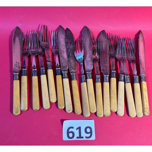 619 - Fish knives and forks with silver collars