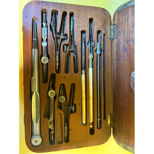 845 - Antique technical drawing set