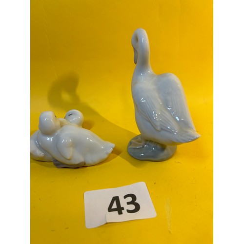 43 - 2 x Lladro porcelain duck figures