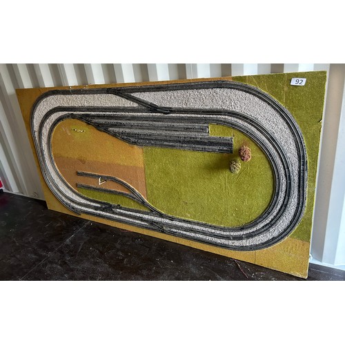 92 - Large model railway layout on board - 240cms(L) x 123cms(W)