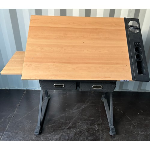 93 - Desk - 100cms(W) x 60cms(D) x 75cms(H)