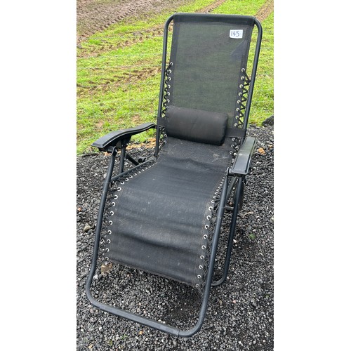 145 - Garden sun lounger chair