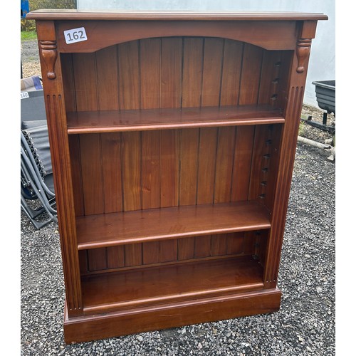 162 - Freestanding book case - 139cms(H) x 95 x 28cms(D) approx.