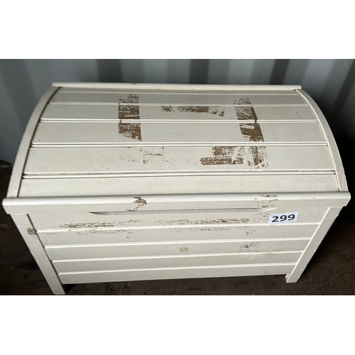 299 - Dome topped storage trunk -  71cms(W) x 44cms x 48cms approx.