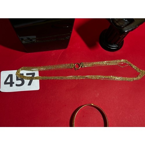 457 - 375 gold necklace and bracelet (stands not included)