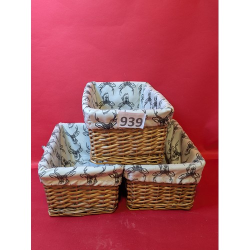 939 - 3 x   storage baskets