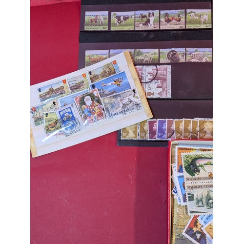 951 - Selection of stamps