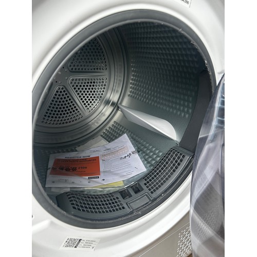 99 - Hotpoint heat pump 8KG tumble dryer - PAT not function tested.