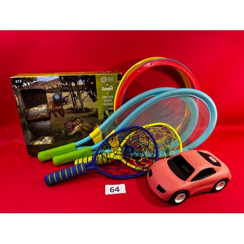 64 - Childs garden toys and dinosaur Christmas crackers