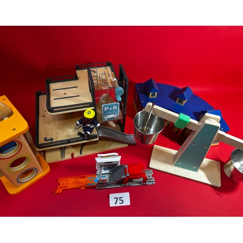 75 - Collection of childrens toys