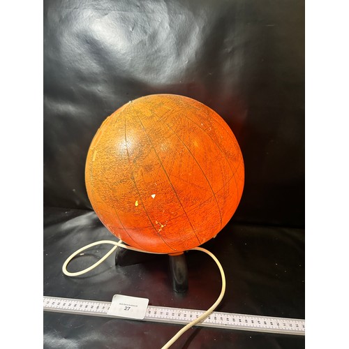 Lot 27        